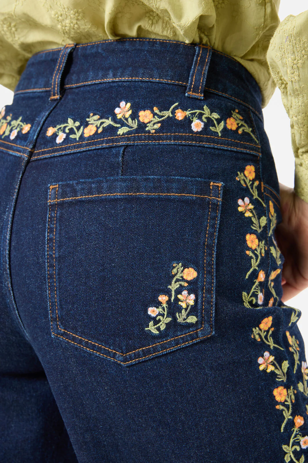 Alyssa Embroidered Jeans - Image 5
