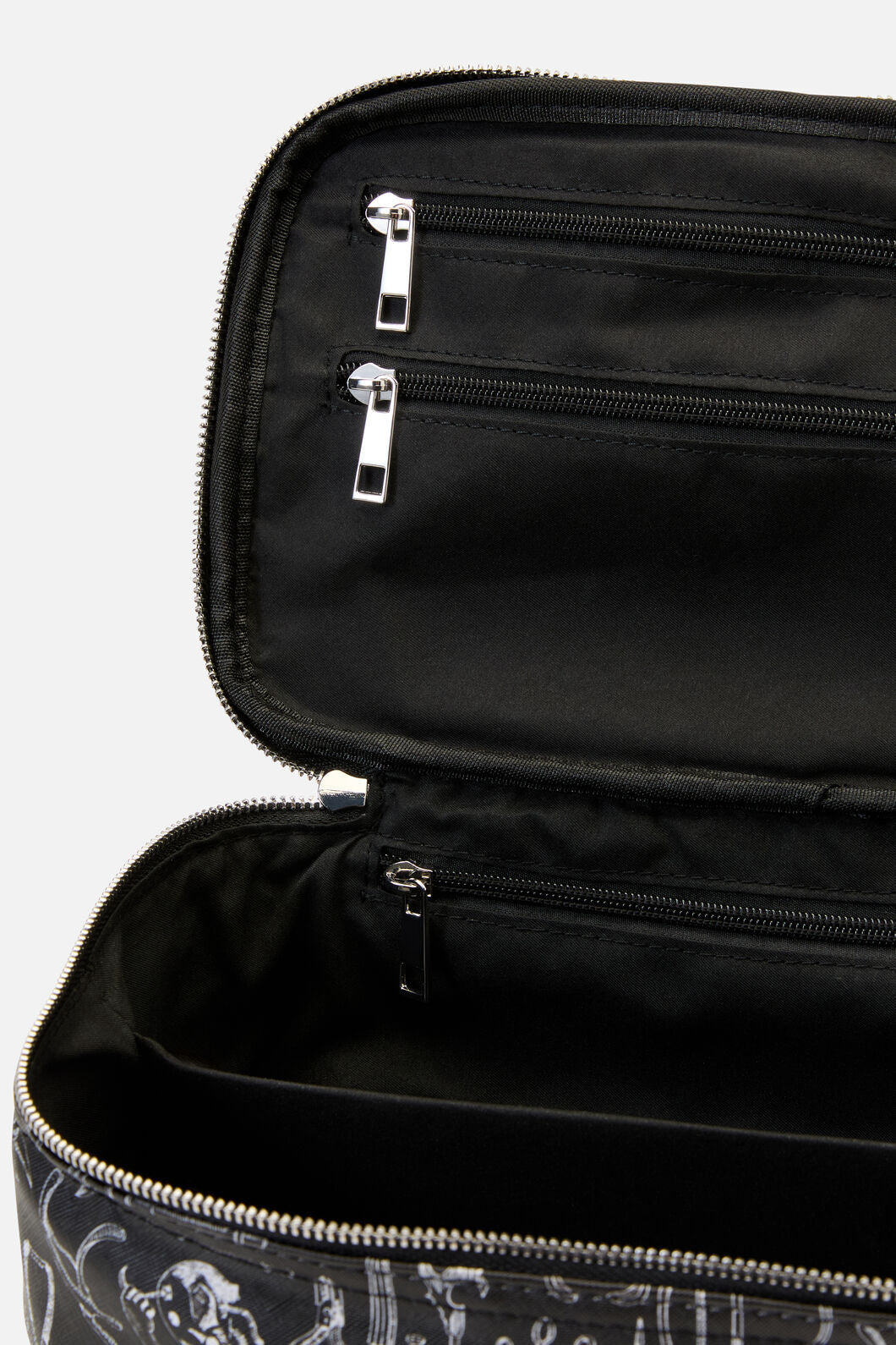 Barbaric Cosmetic Case - Image 4