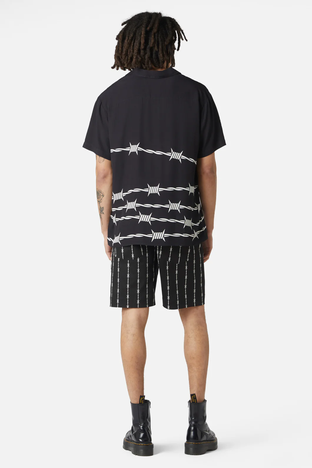 Barbed Wire Border SS Shirt - Image 5