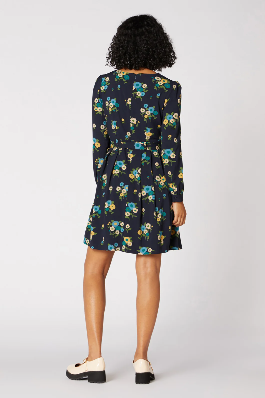 Bella Dress - Image 4