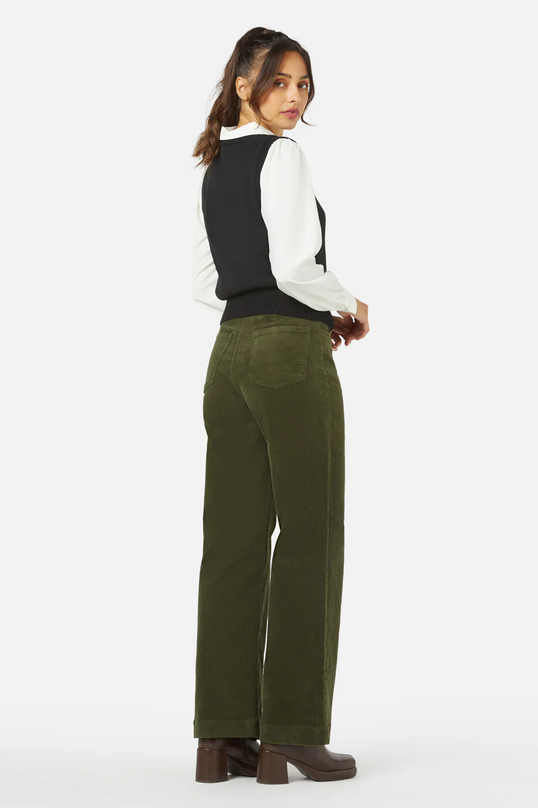 Belle Emb Knit Vest - Image 4