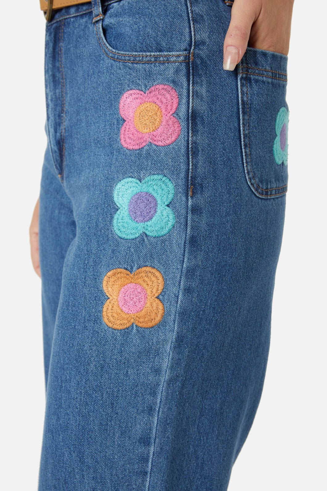 Betty Emb Jean - Image 5