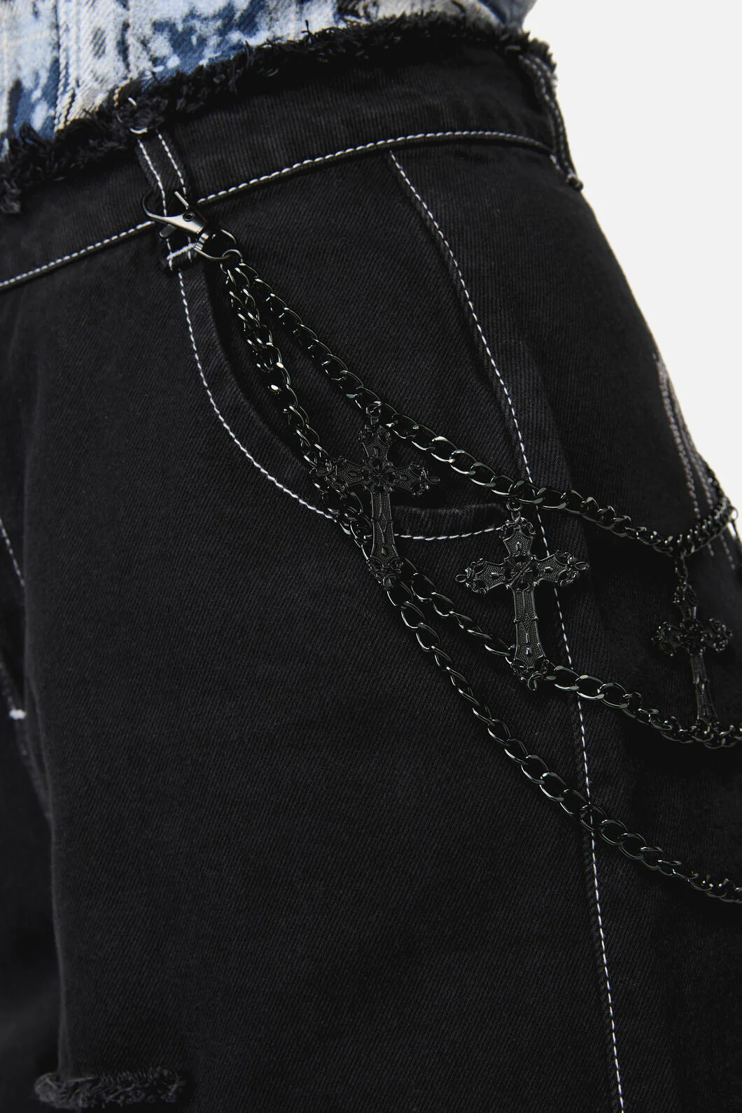 Black Crosses Jean Chain - Image 2