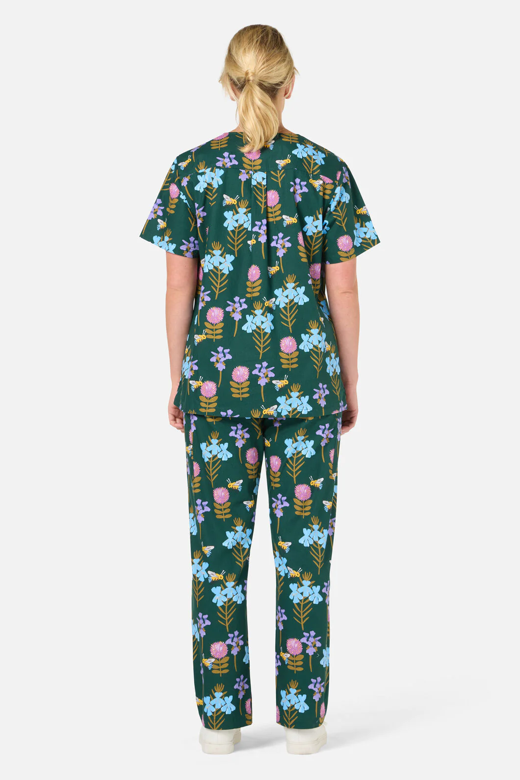 Blue Banded Bee scrub set - Image 3