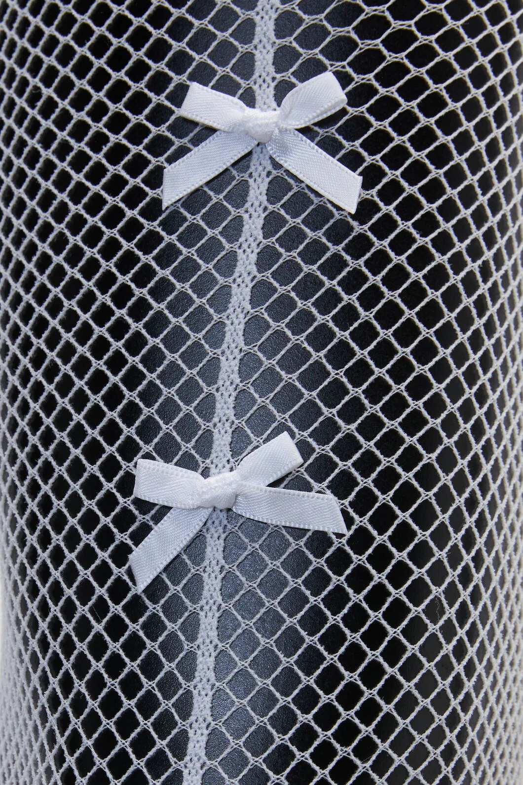 Bow Fishnets - Image 3