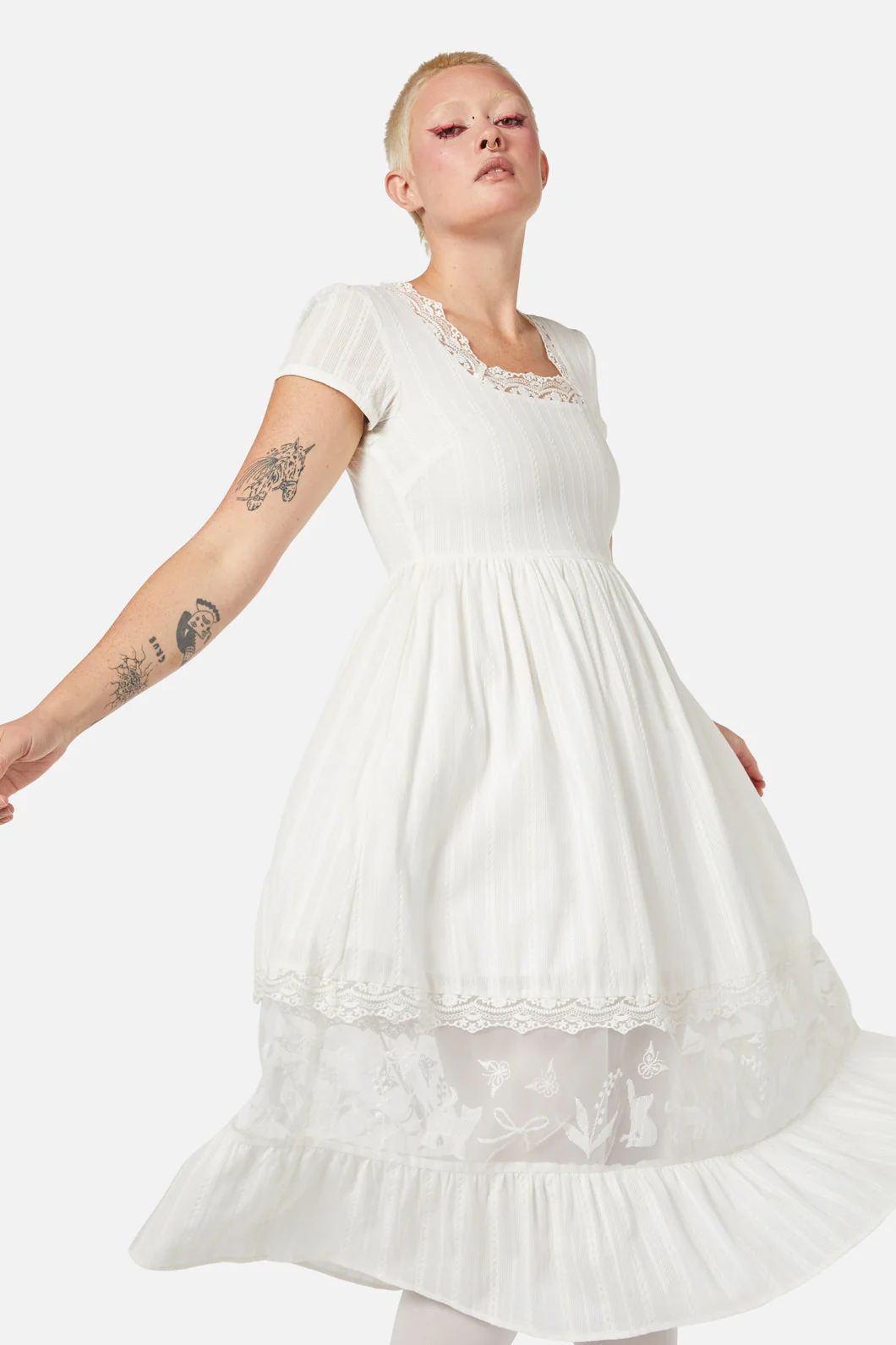 Catnip Lace Dress - Image 3