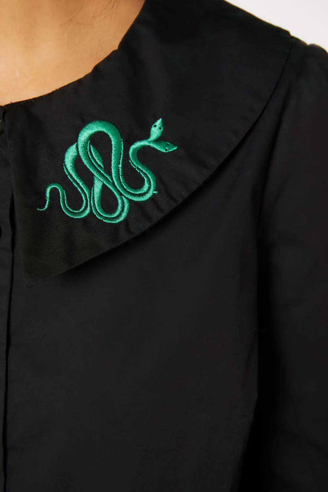 Collar Snake Cotton Blouse - Image 6