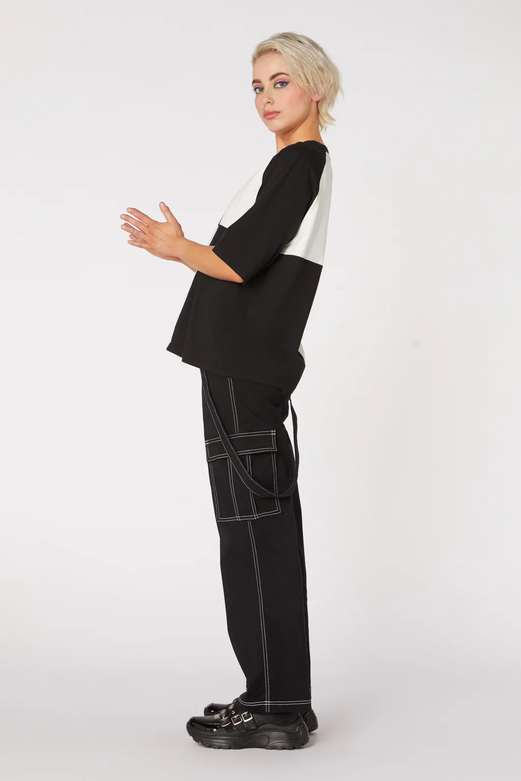 Colourblock Raglan Tee - Image 3
