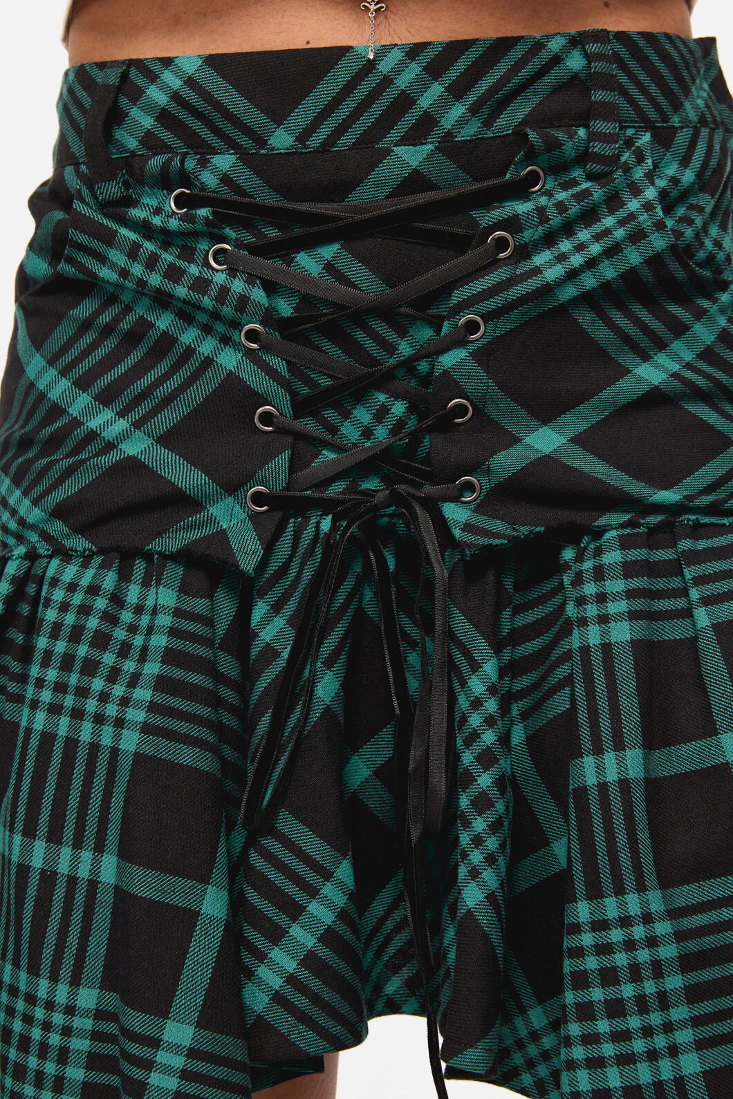 Conjuring Tartan Hanky Skort - Image 5