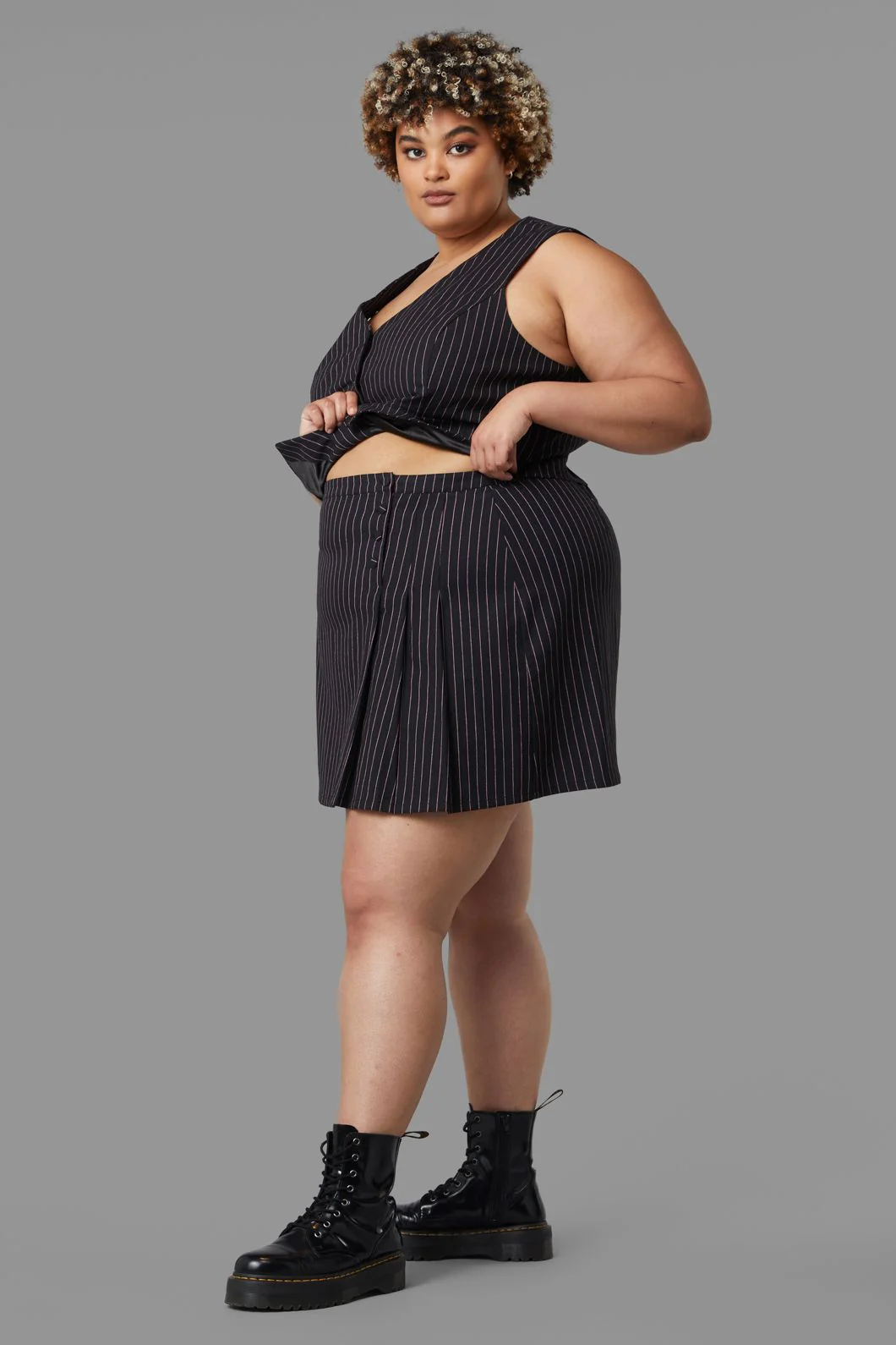 Curve Entity Skirt - Image 3