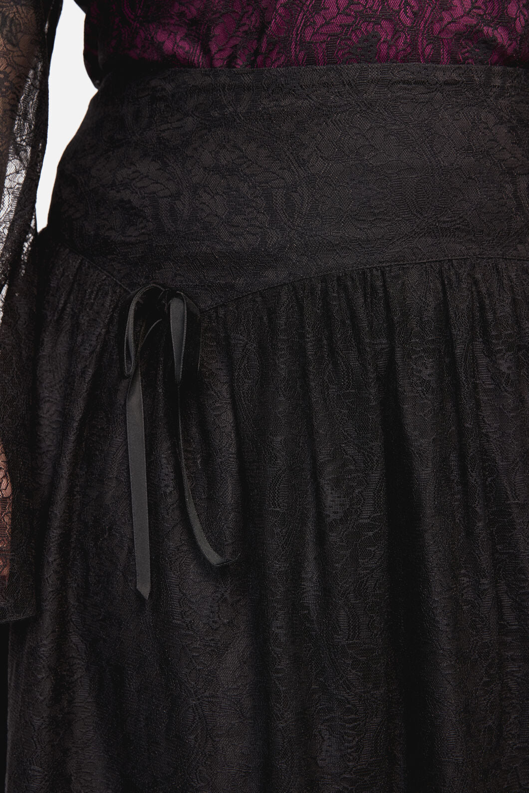 Curve Fiona Lace Skirt - Image 5