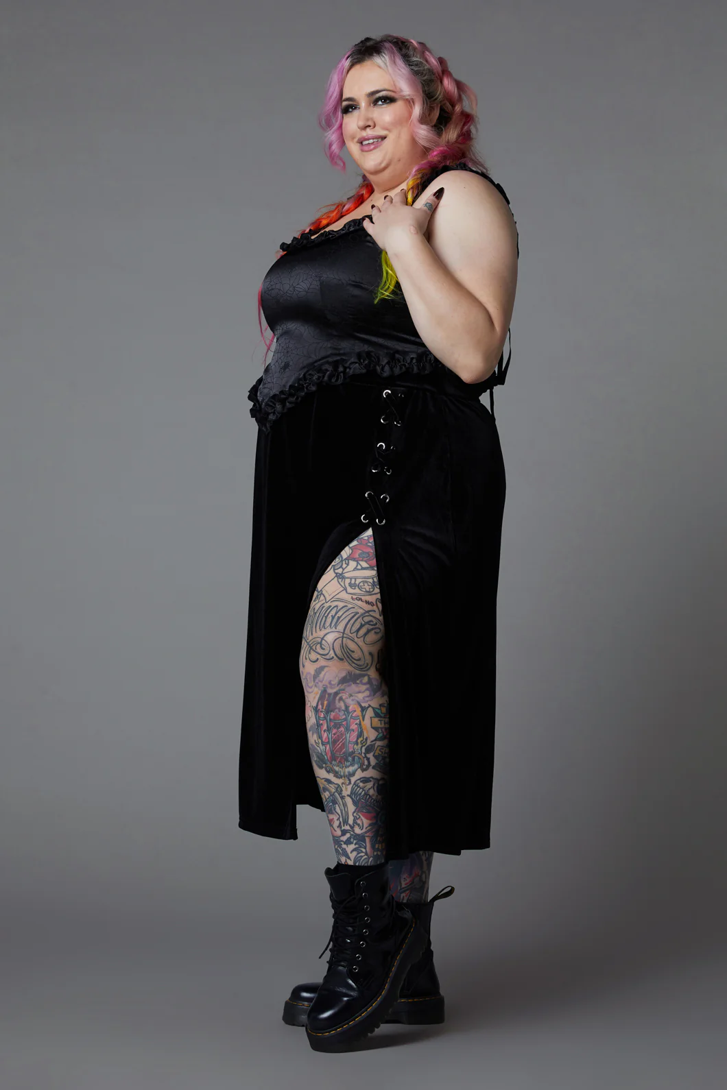 Curve Nadja Gothic Corset Top - Image 3