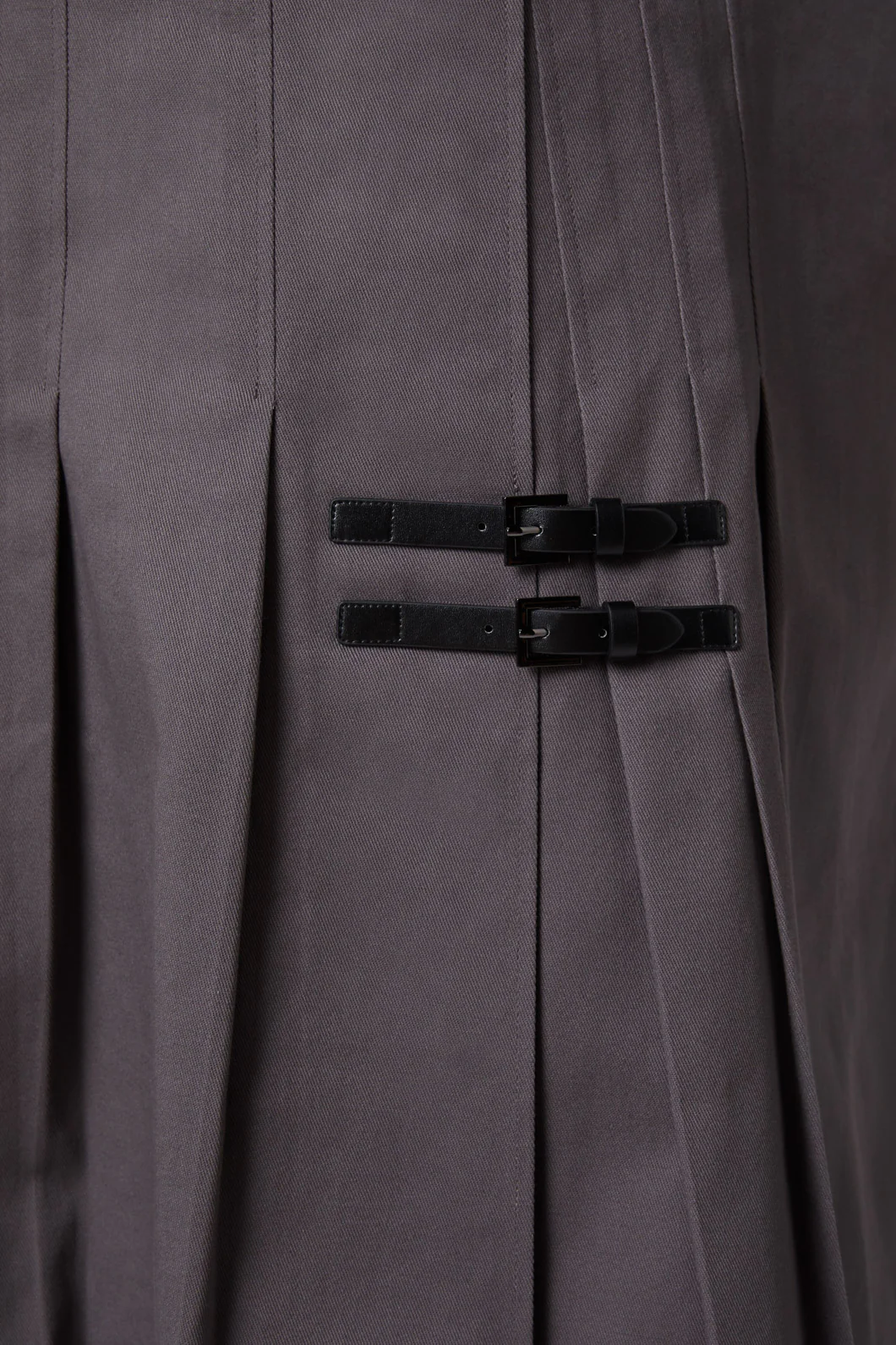 Curve Time & Date Pleated Skirt - Image 5
