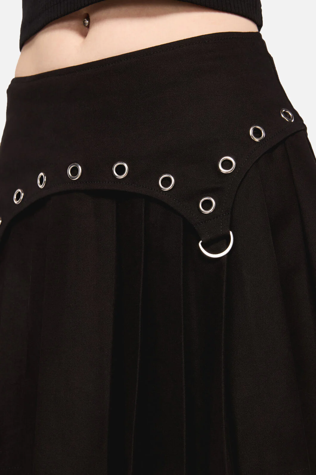 Defiant Grunge Trim Skort - Image 8