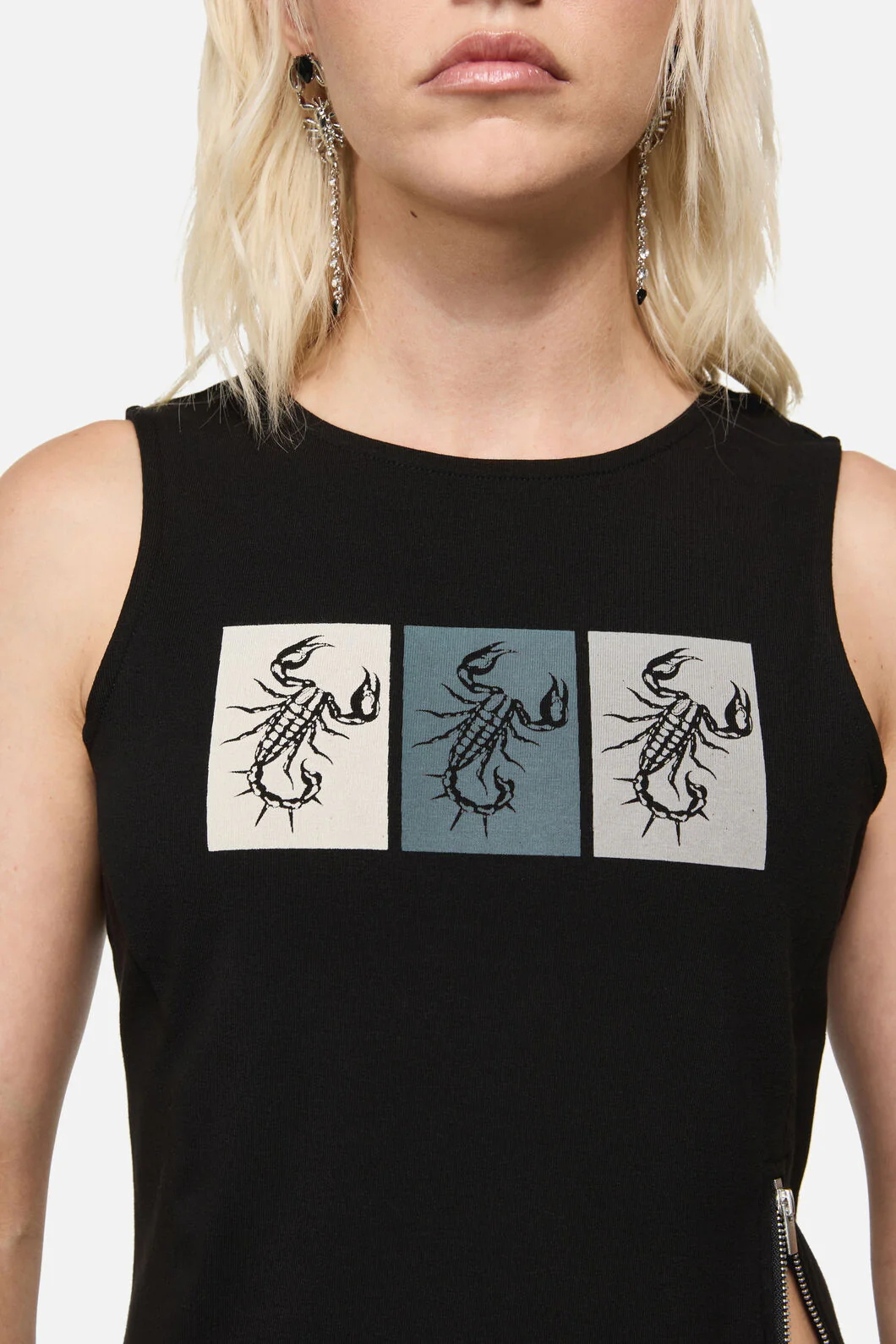 Dread Zipper Tank Top - Image 5
