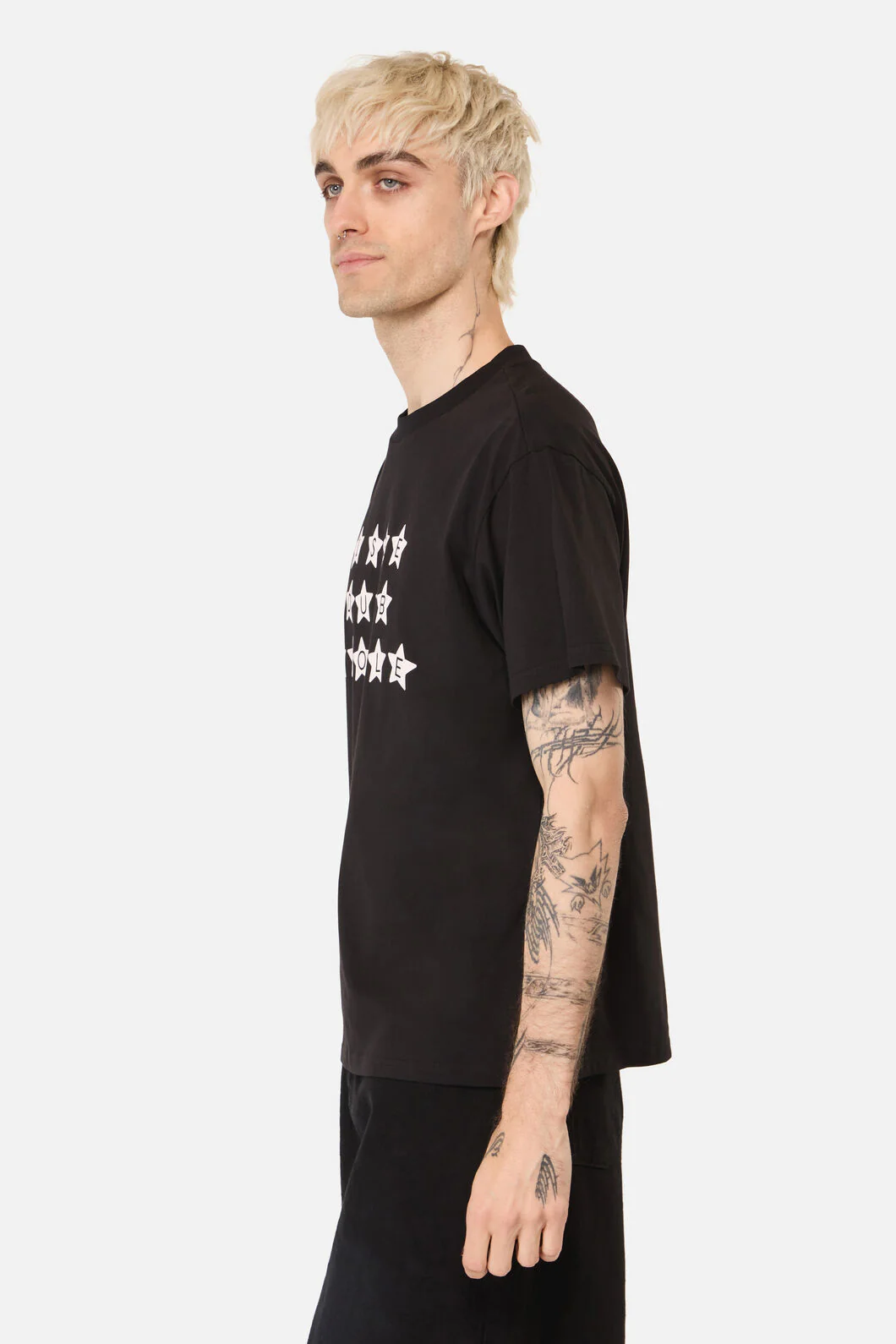 Dumb People Unisex Tee - Image 7