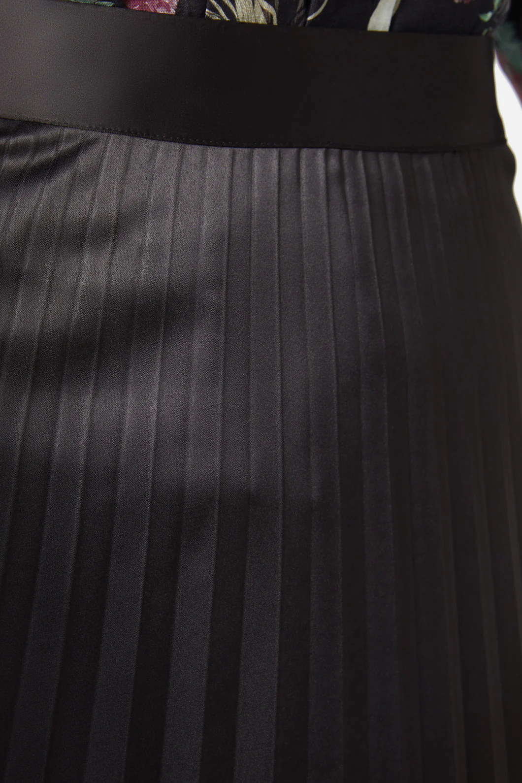 Elegy Knife Pleat Midi Skirt - Image 5