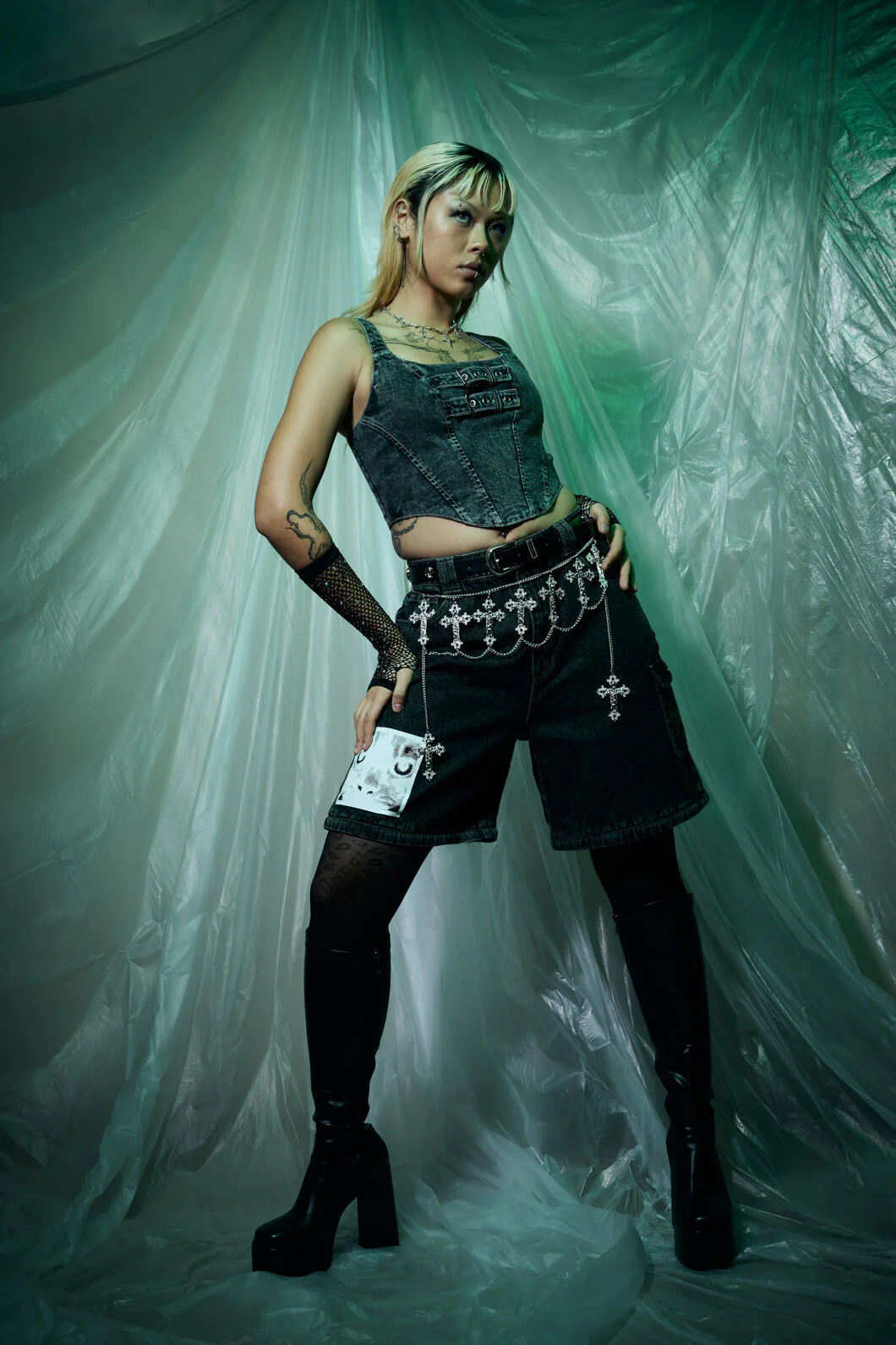 Extreme Cross Waist Chain - Image 3