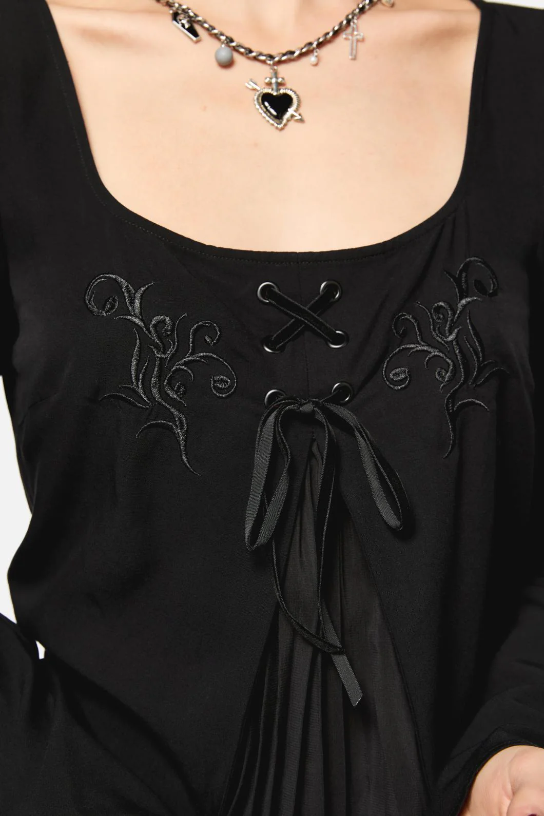 Filigree Pleat Goth Top - Image 7