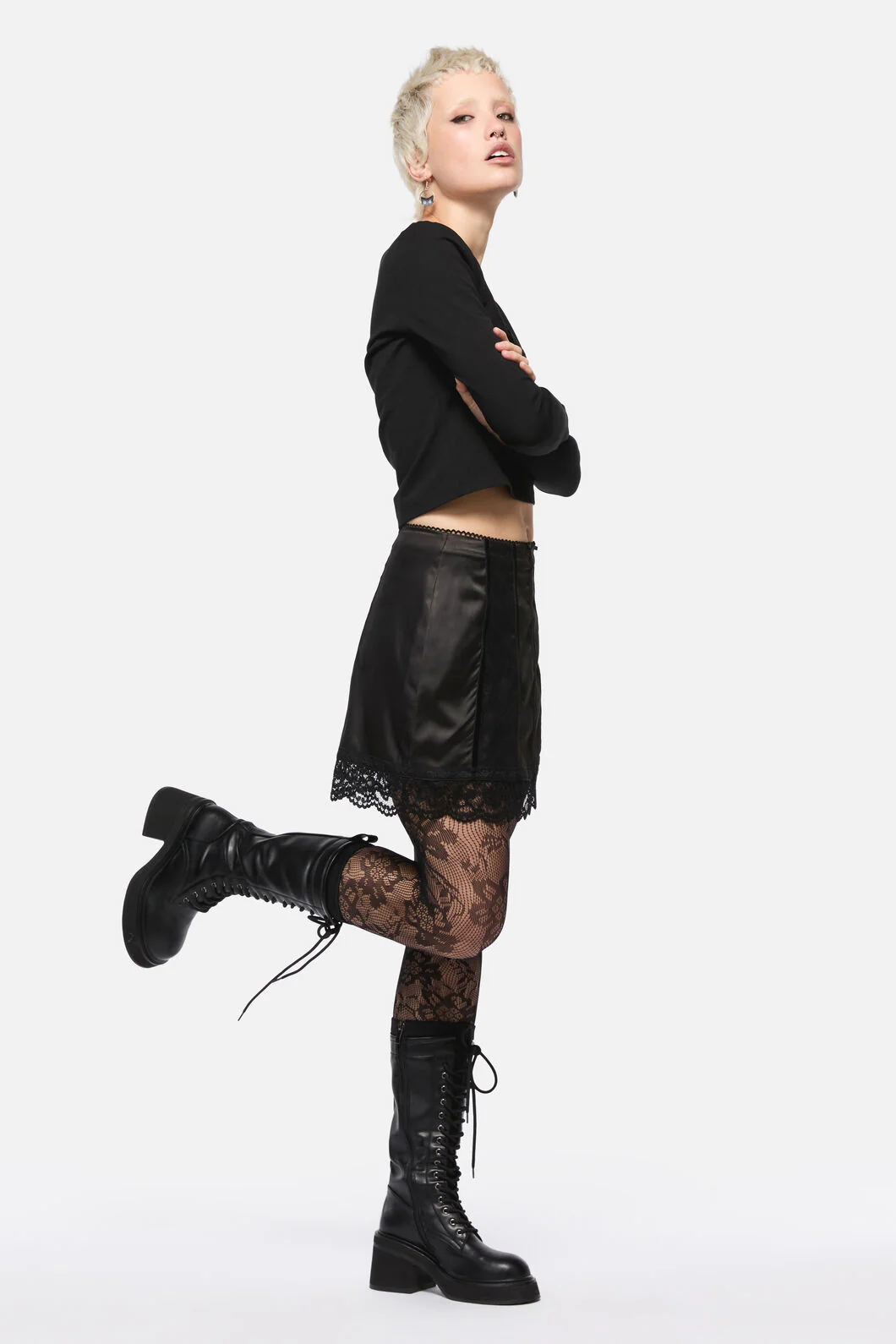 Forgotten City Lace Trim Skort - Image 3