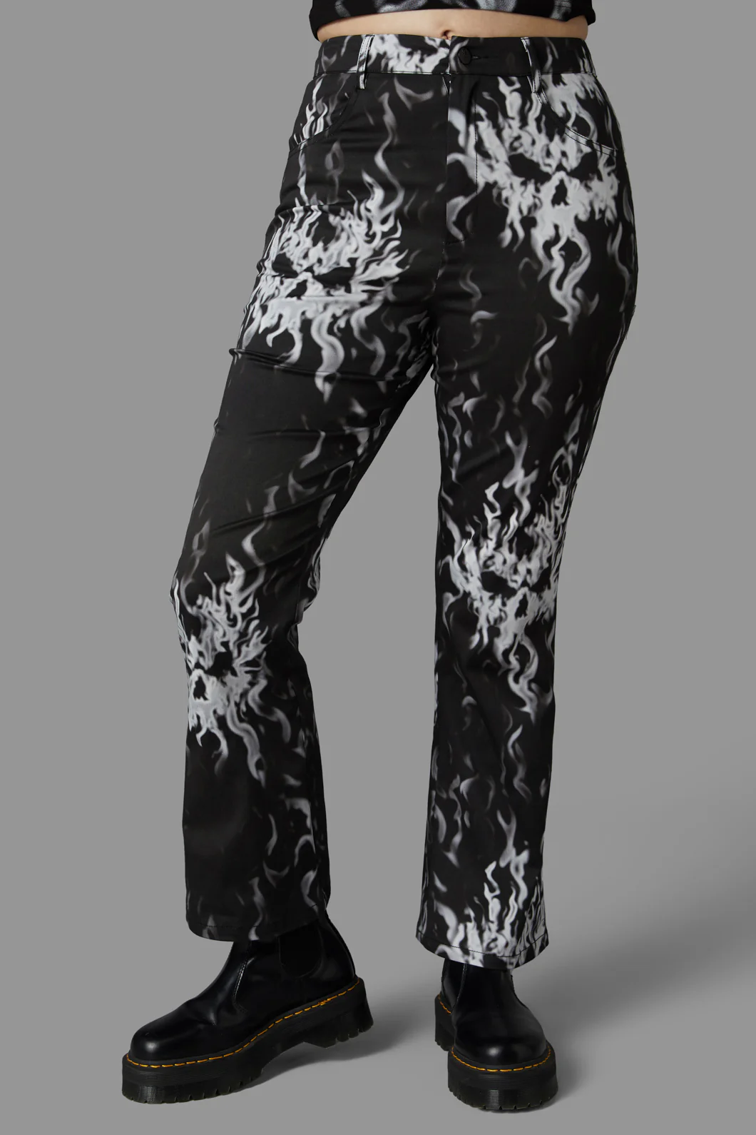 Gothic Veil Jean - Image 2