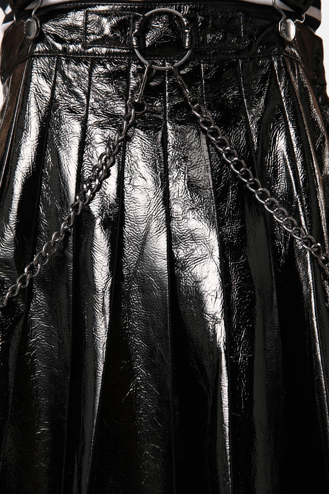 Grunge Pleated Pinny - Image 5
