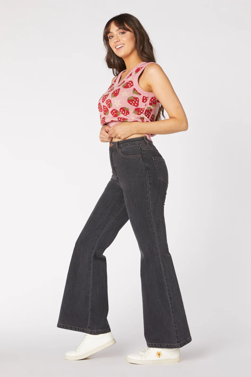 Ines Flare Jean - Image 10