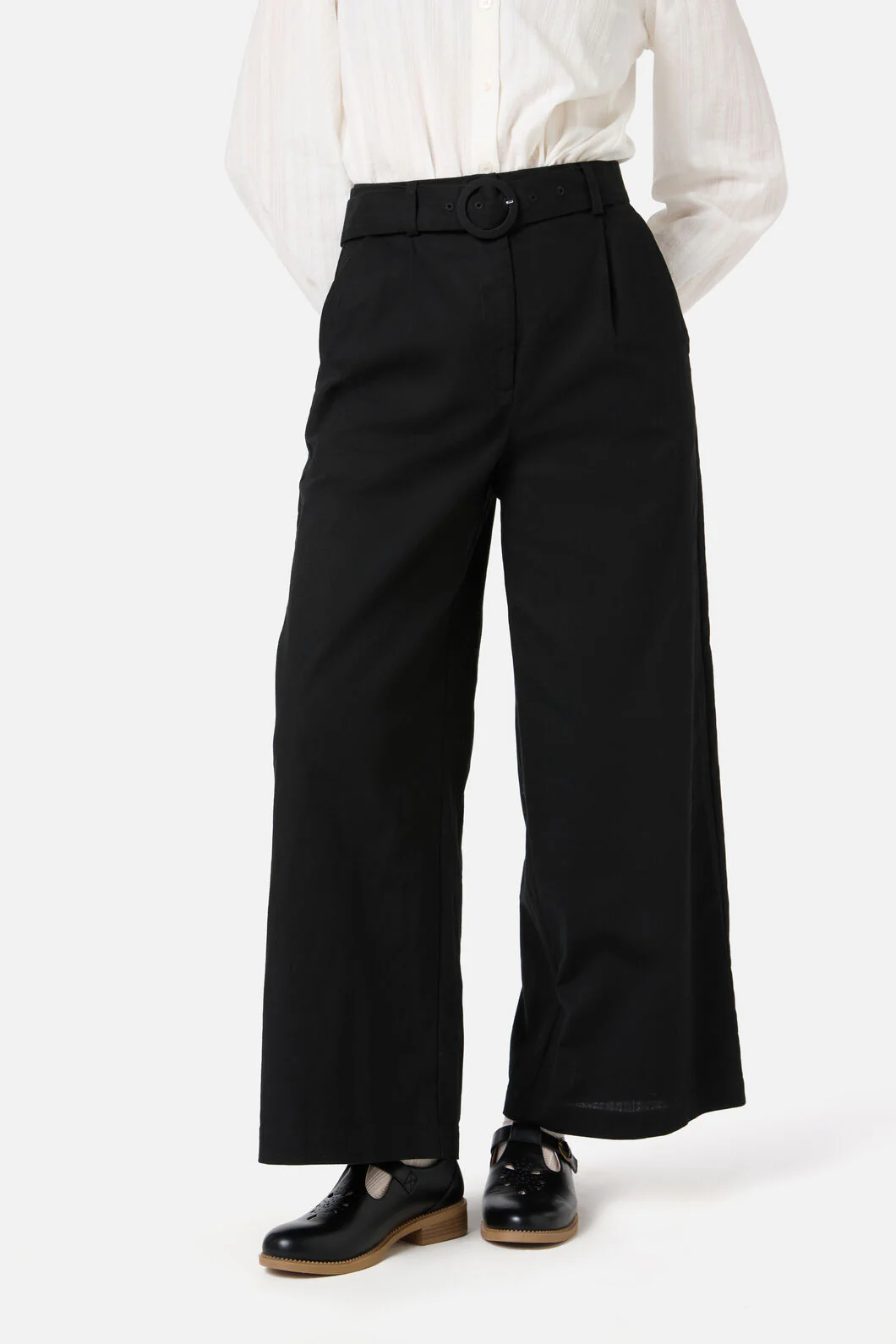 Leanne Culotte - Image 7