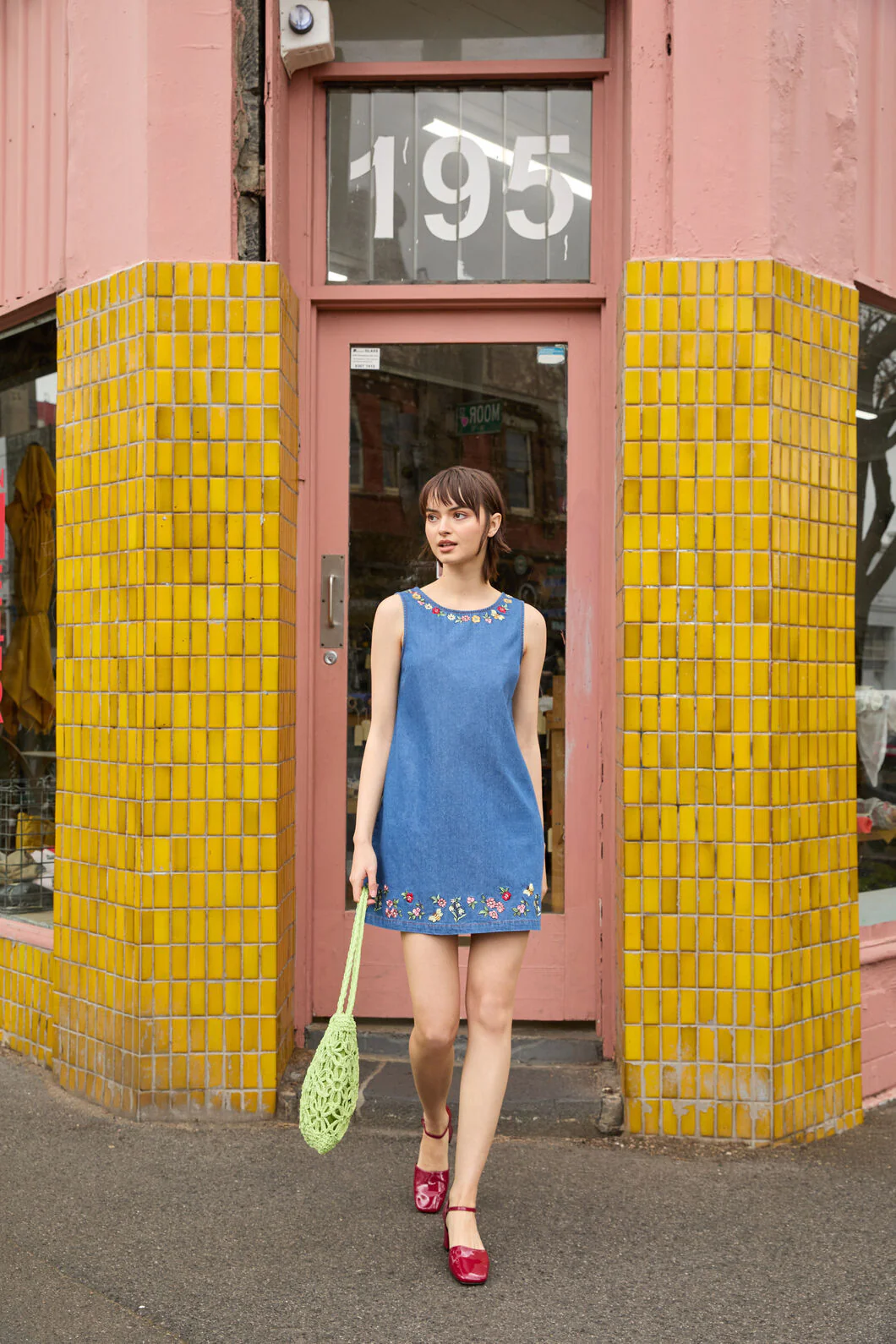 Libby Bee Denim Shift Dress - Image 2