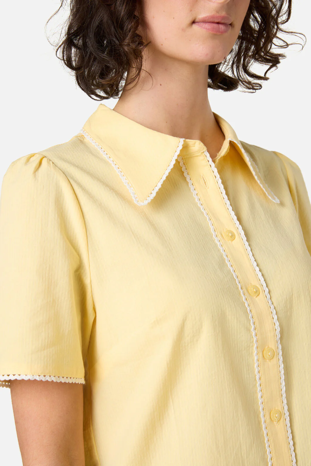 Lucy Retro Short Sleeve Blouse - Image 12