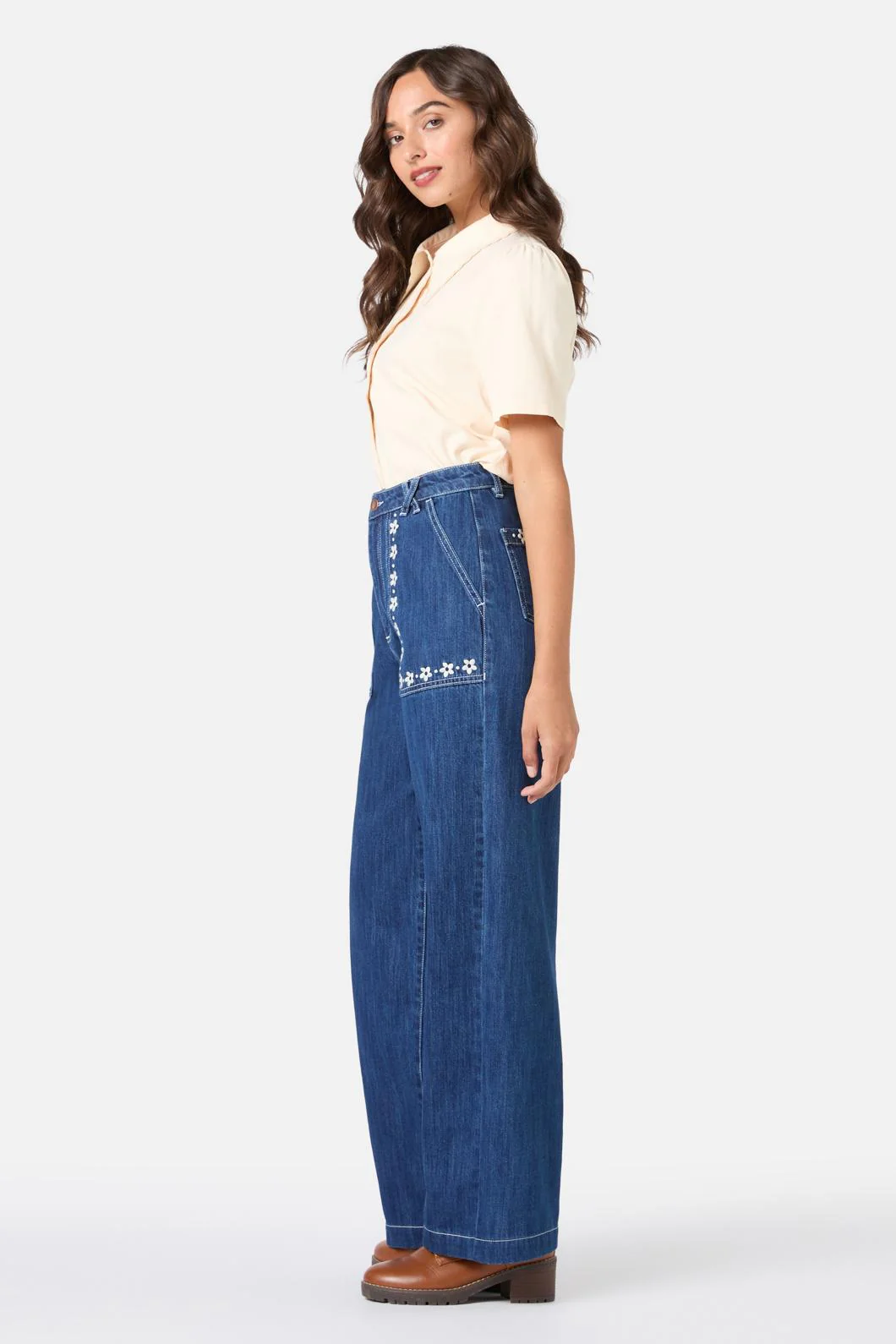 Meg Daisy Embroidered Jean - Image 3