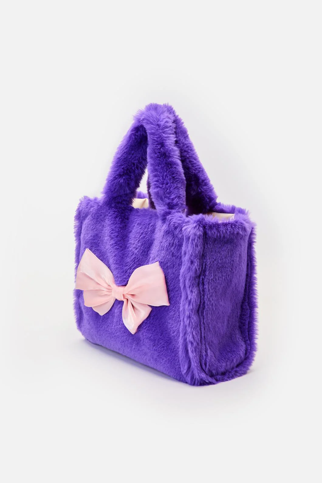 Melt an Igloo Fluffy Bag - Image 4