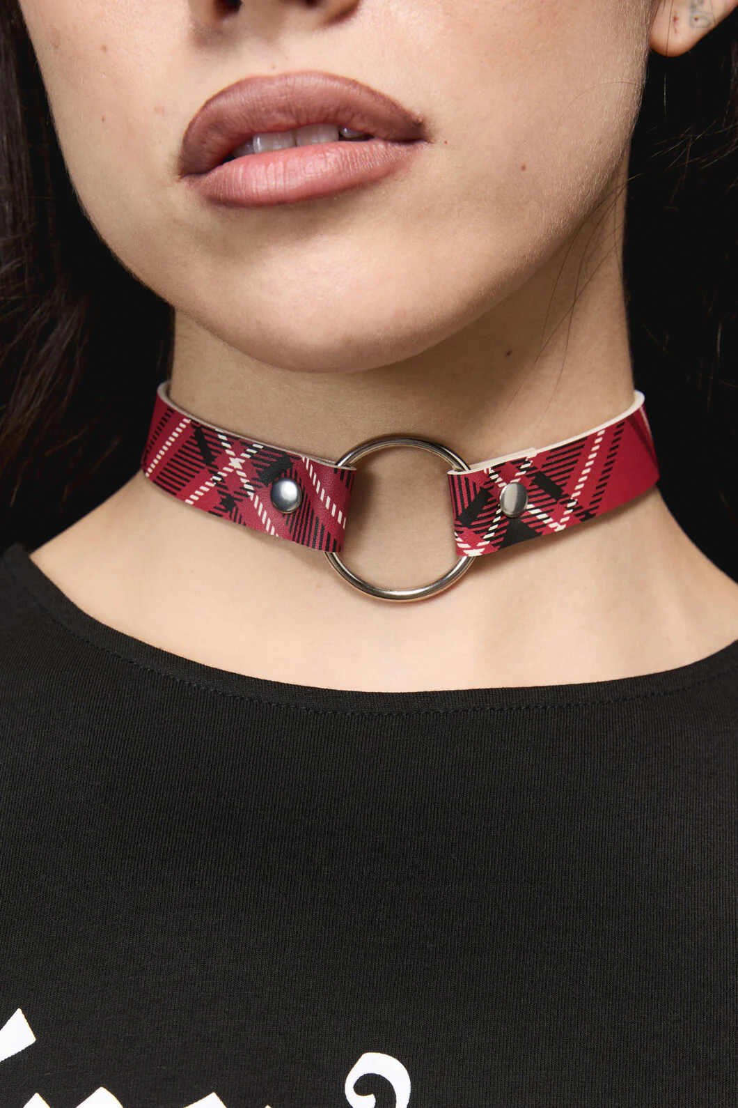 Piracy Tartan PU Choker - Image 2