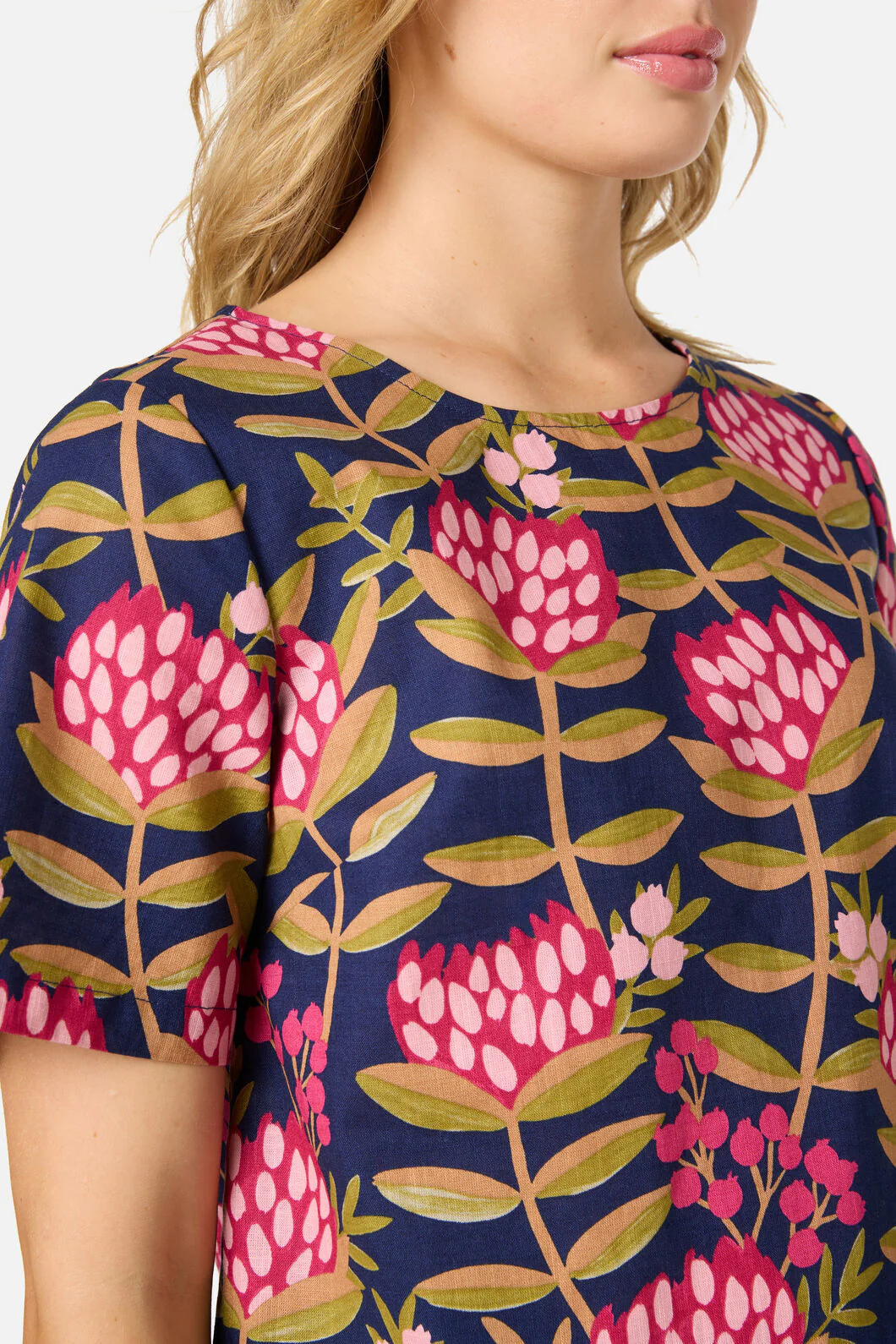 Protea Flower Short Sleeve Top - Image 5