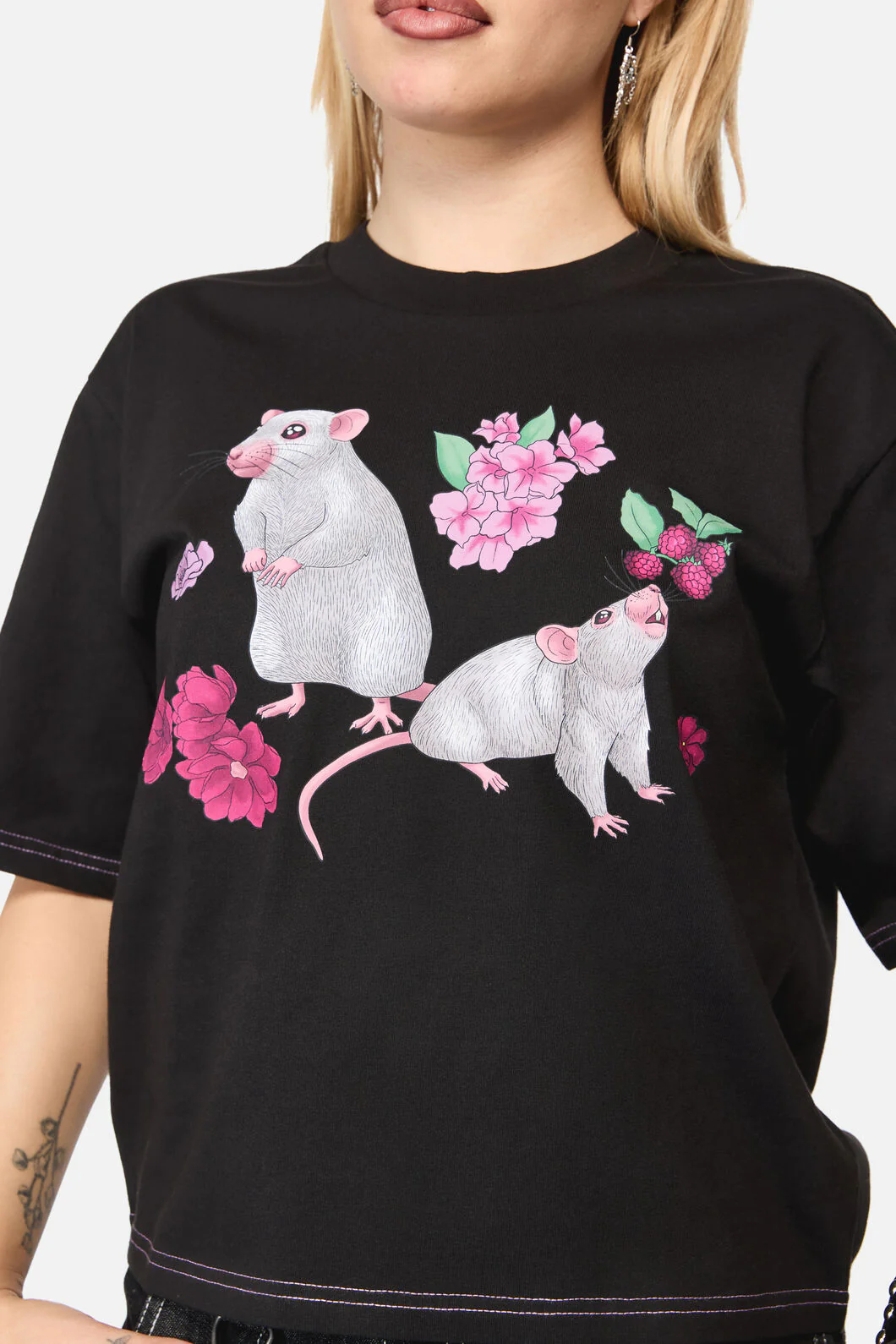 Rat-A-Tat Witchy Tee - Image 5