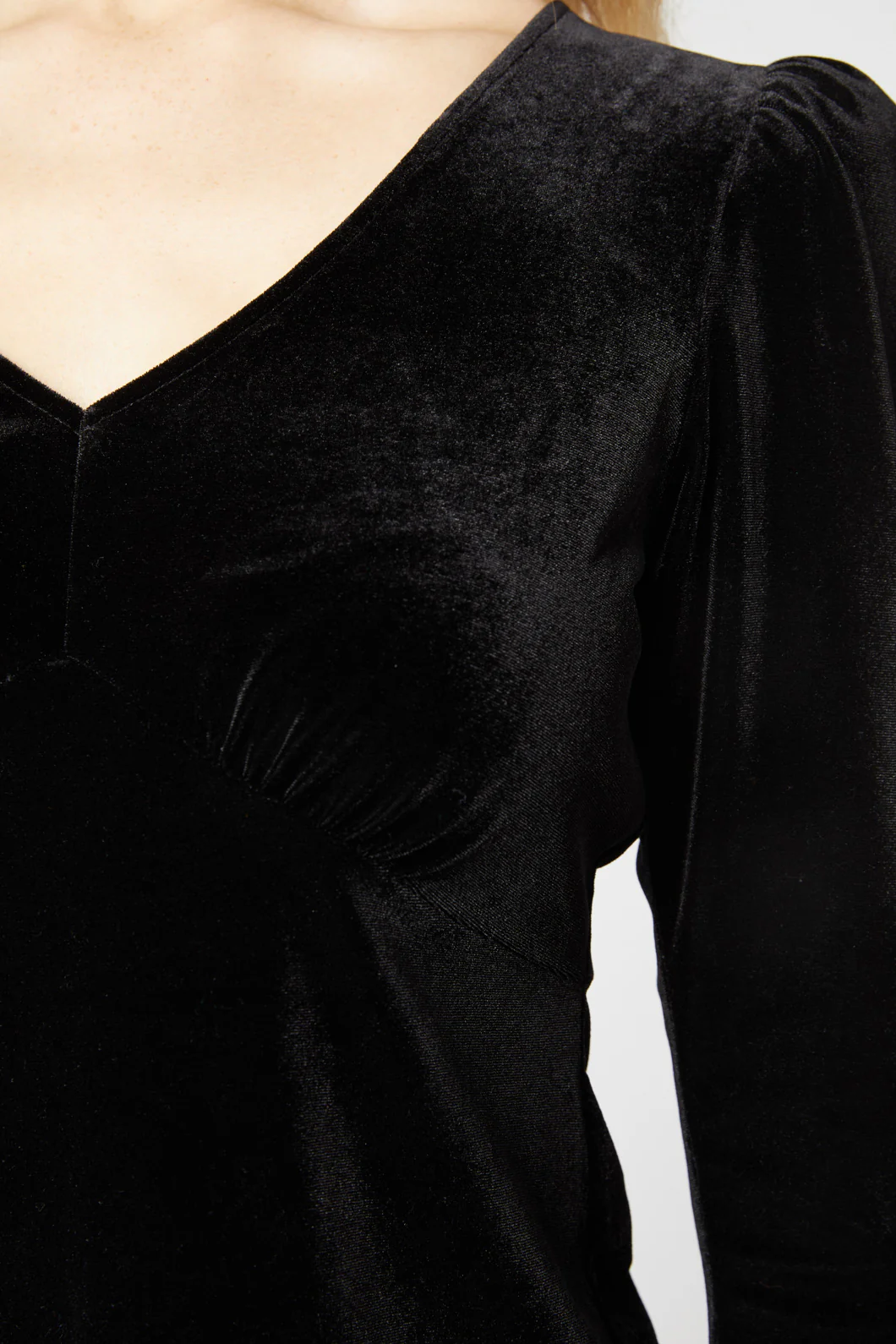Roxy Velvet Top - Image 5