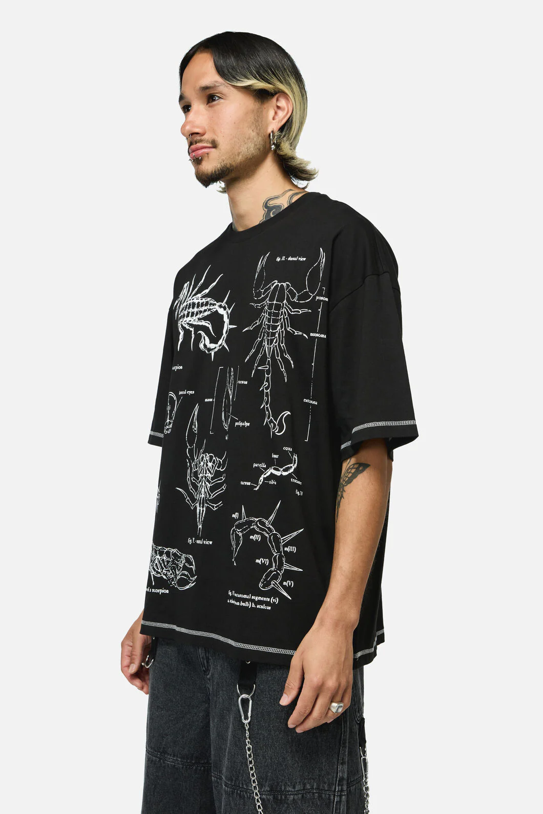 Scorpius Goth Unisex Tee - Image 7