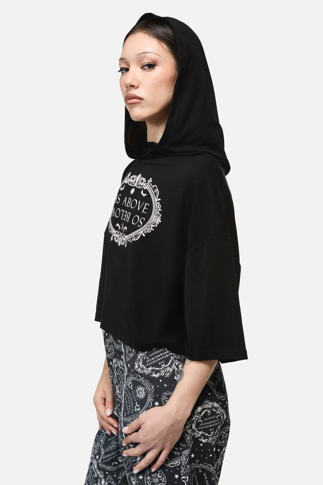 Séance Hooded Goth Print Tee - Image 3