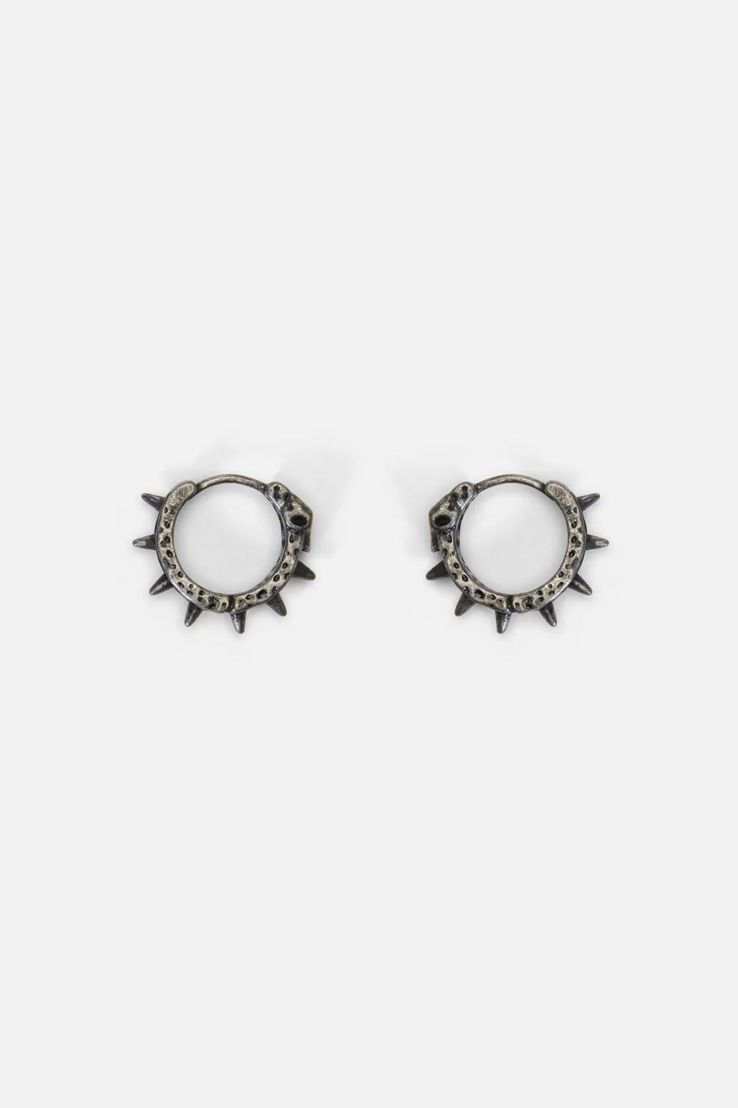 Spike Skull Earrings - Image 3