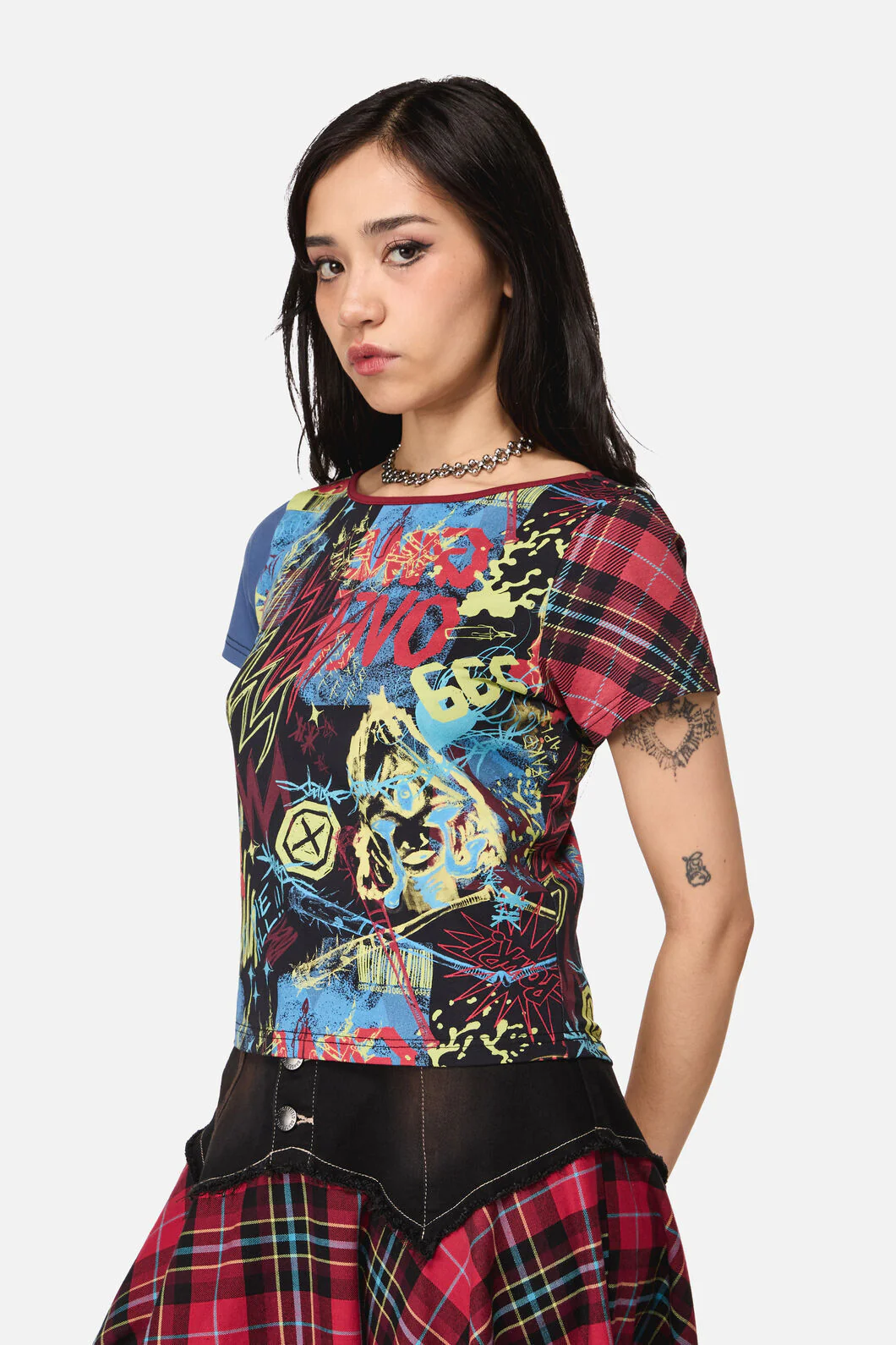 Streets Grunge Contrast Tee - Image 2