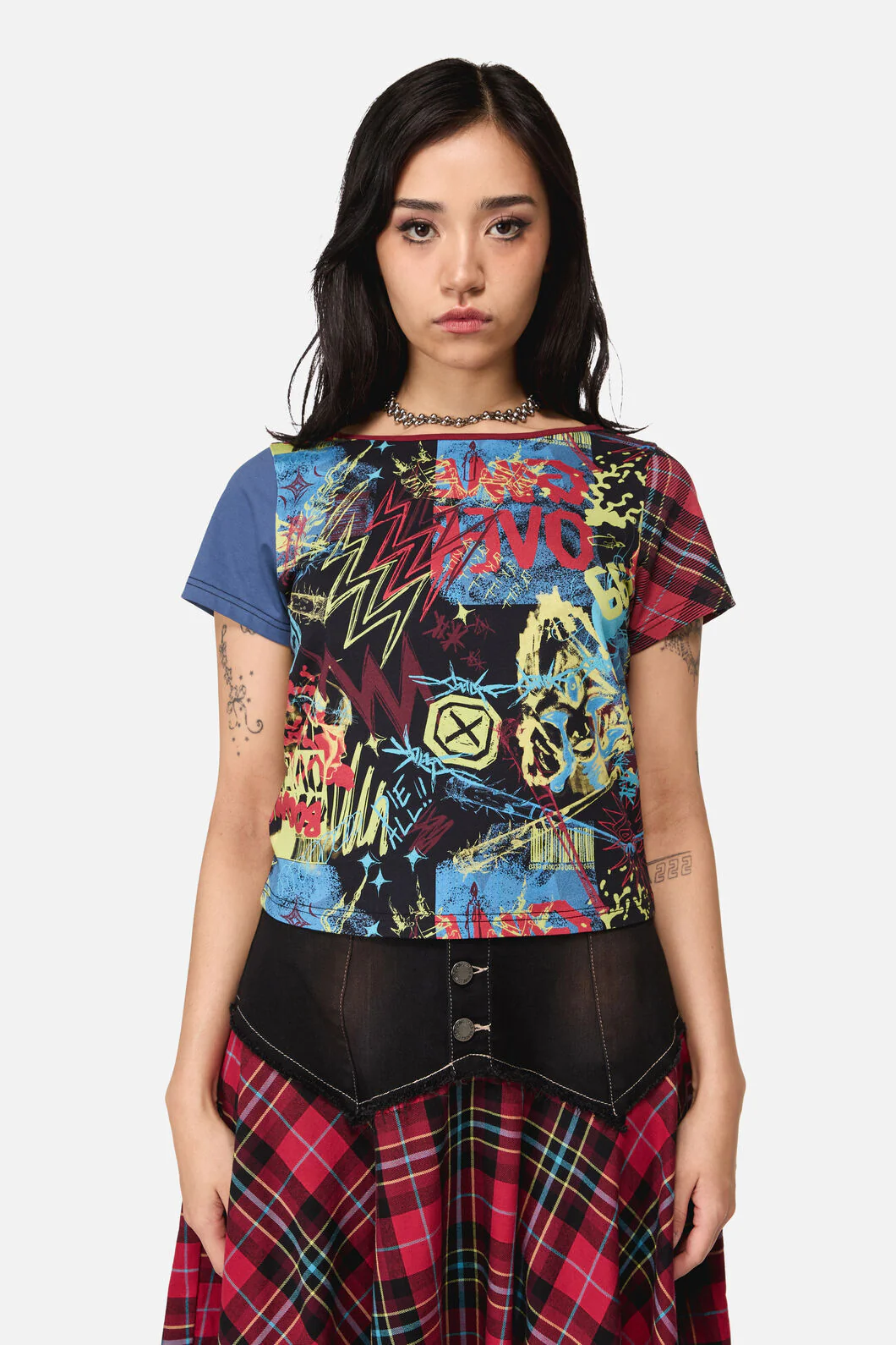Streets Grunge Contrast Tee - Image 3