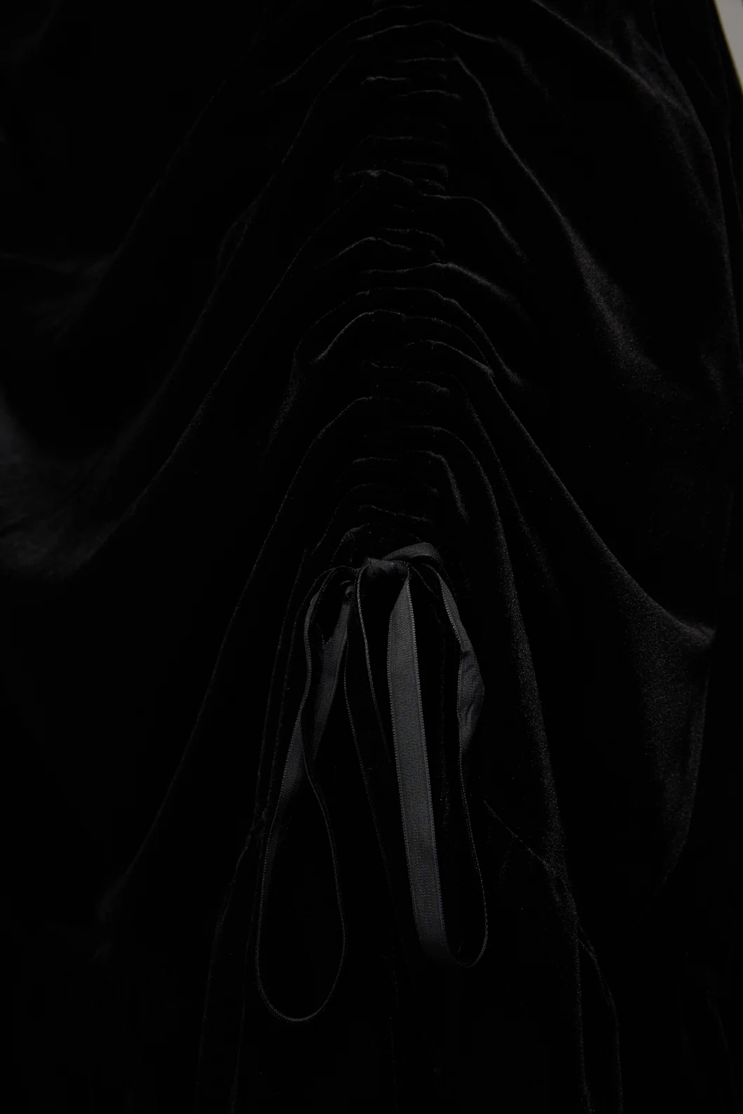 Vampiric Formal Dress - Image 6