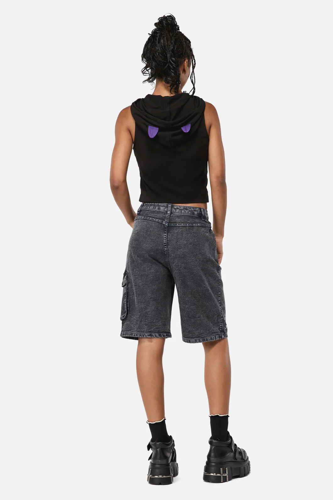 Whirl Denim Embroidered Jorts - Image 4