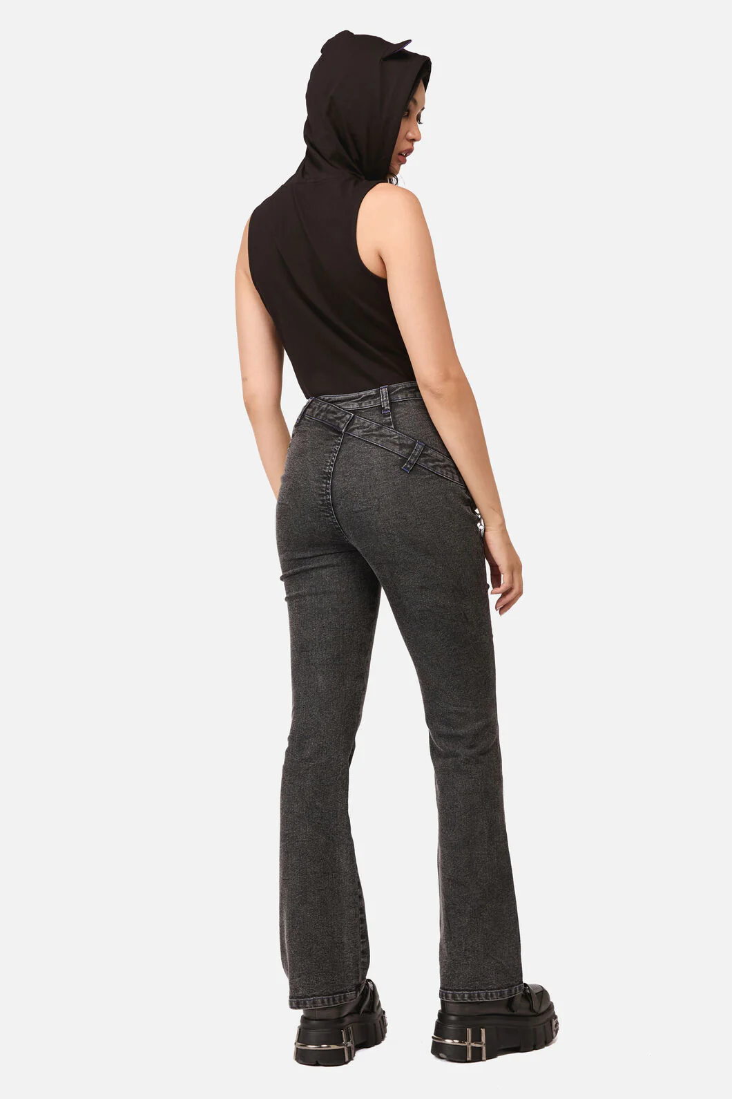Whirl Denim V-Waist Charm Jean - Image 4