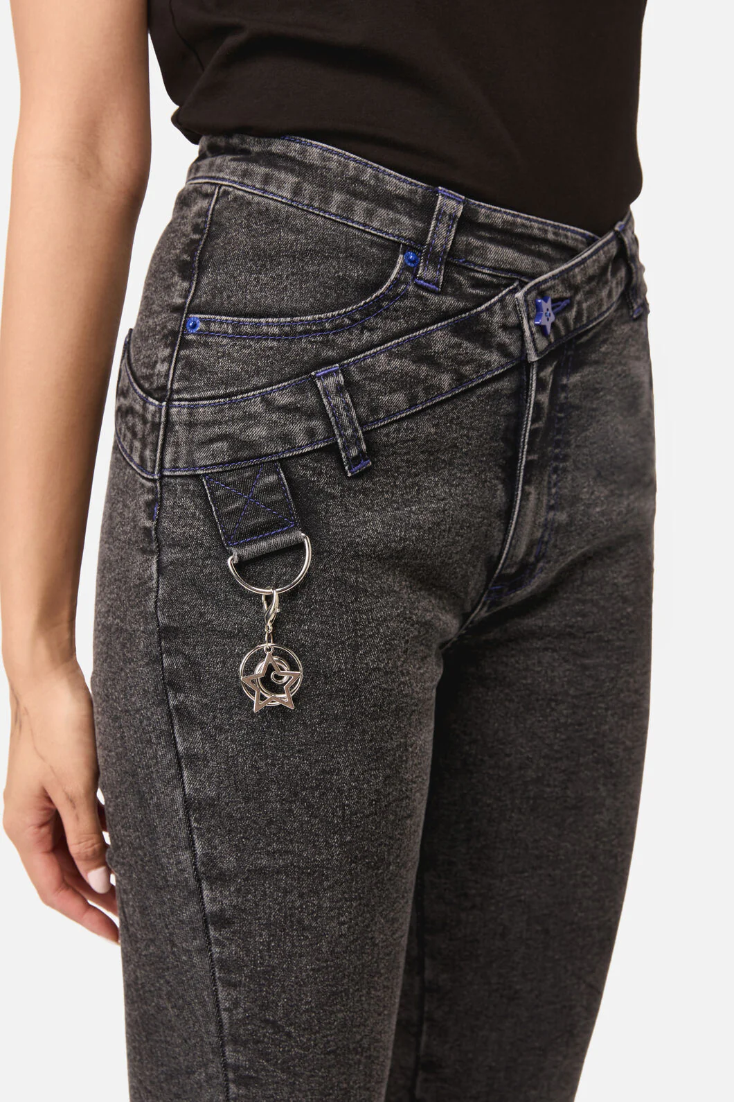 Whirl Denim V-Waist Charm Jean - Image 5