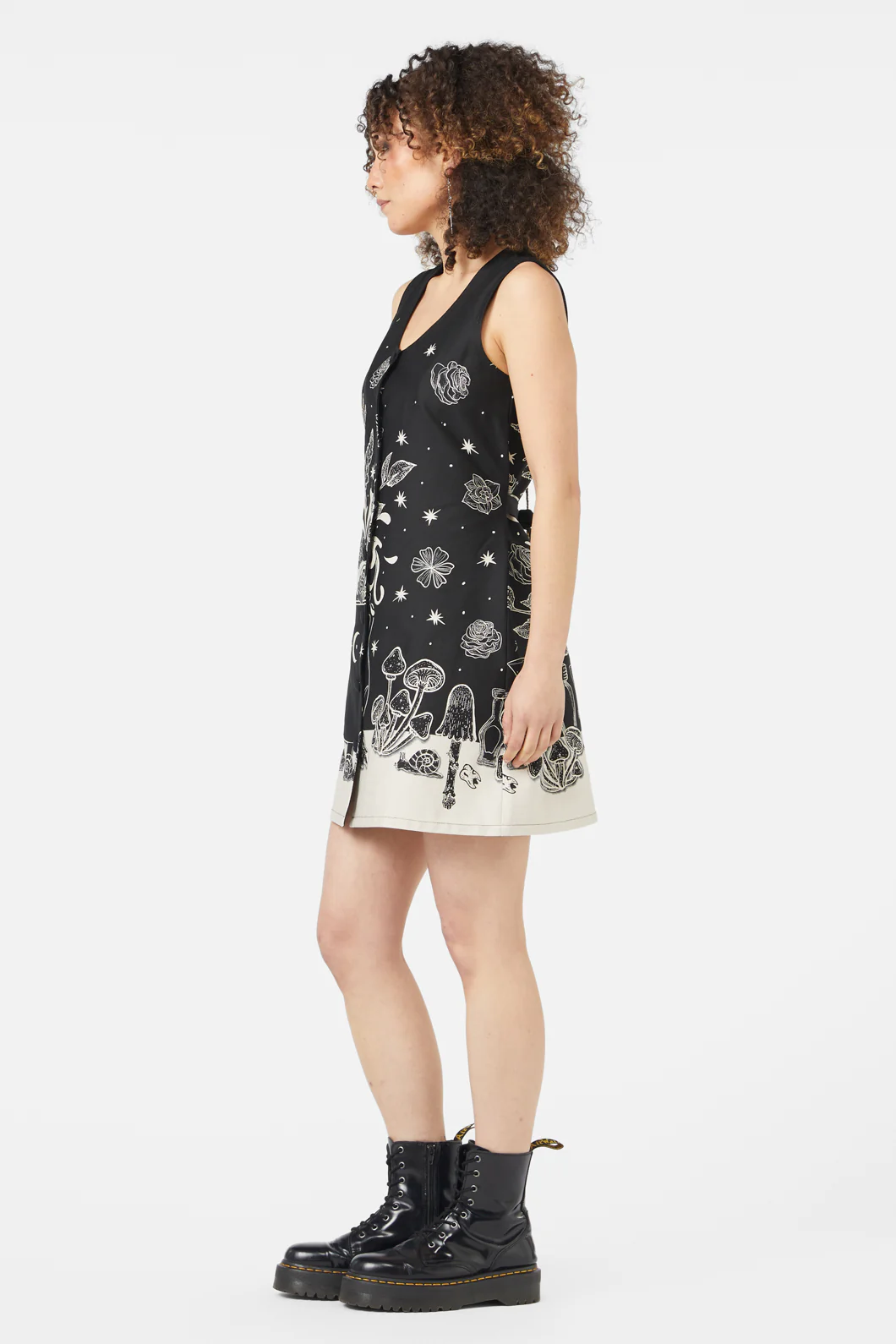 Witches Room Pinafore - Image 3